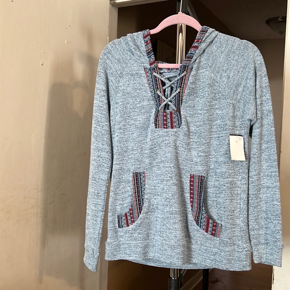 Womens sweater// Pull-over hoodie!
